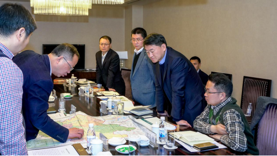 集团党委书记、董事长任丁会见峨边 县委书记谭焰一行 - 皇家国际