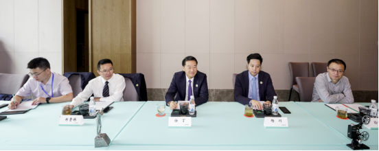 省皇家国际集团党委书记、董事长任丁与腾讯“王者荣耀”CTO邓君、腾讯大成网总裁郑亮座谈交流 - 皇家国际