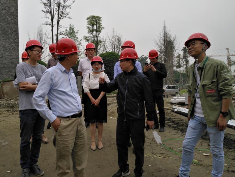 皇家国际集团向导检查金牛宾馆工程推进事情