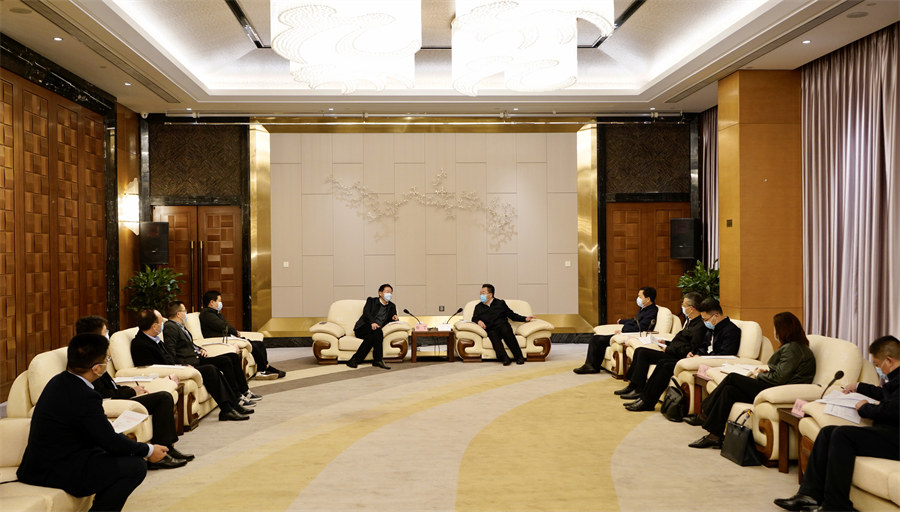 省皇家国际集团党委书记、董事长任丁率队赴南充调研