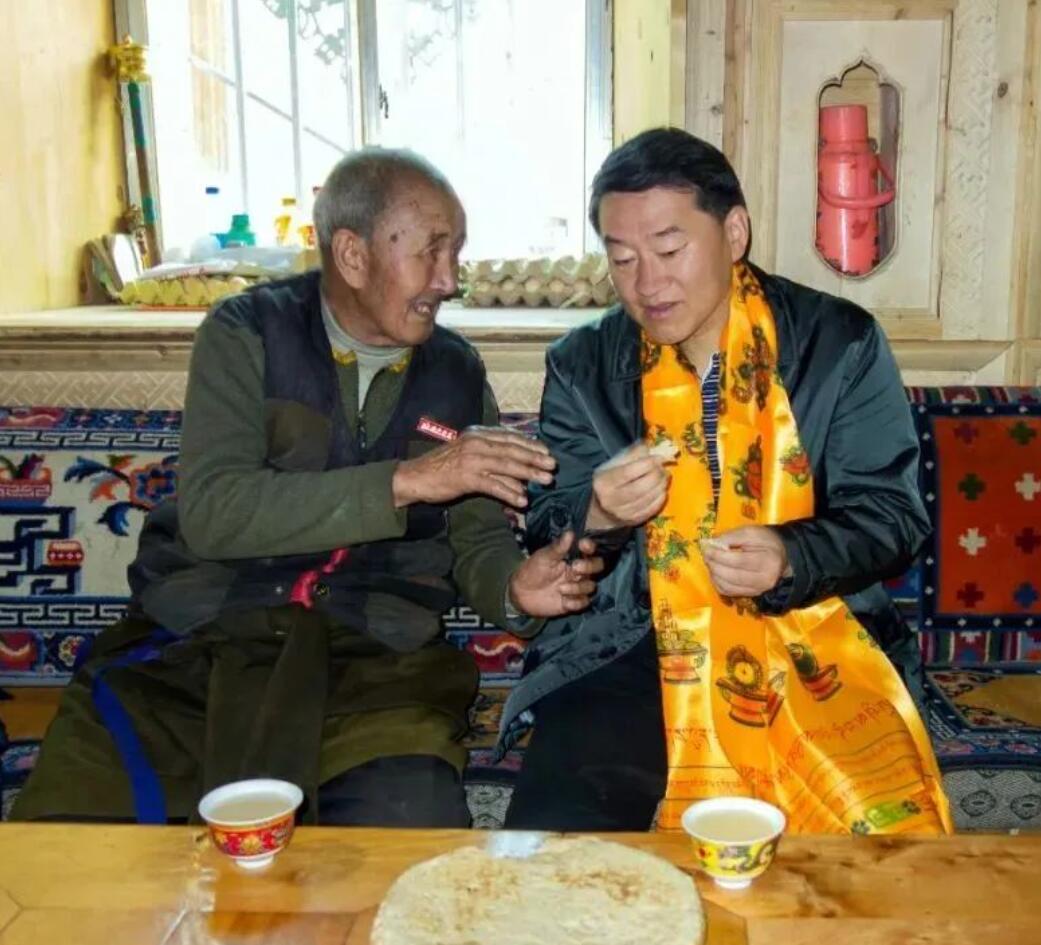 皇家国际责任 | 四川皇家国际强化“四个引领” 帮扶稻城县麻格同村脱贫奔康