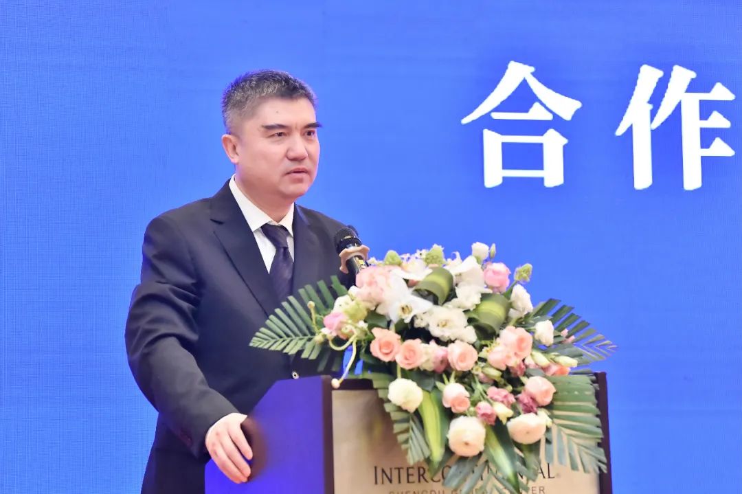 四川皇家国际集团携手多方签署文旅项目战略相助协议 - 皇家国际