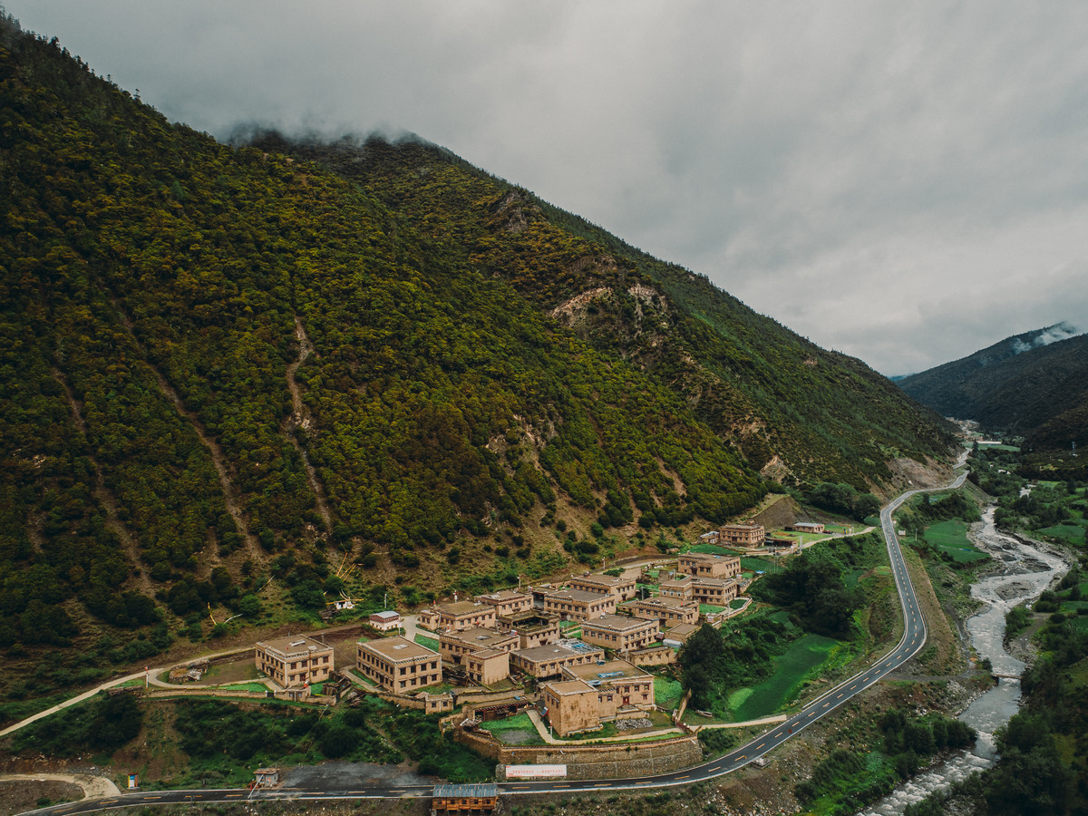 入选天下旅游减贫百大案例，，，，四川这个43户人家的高原村寨成网红打卡地