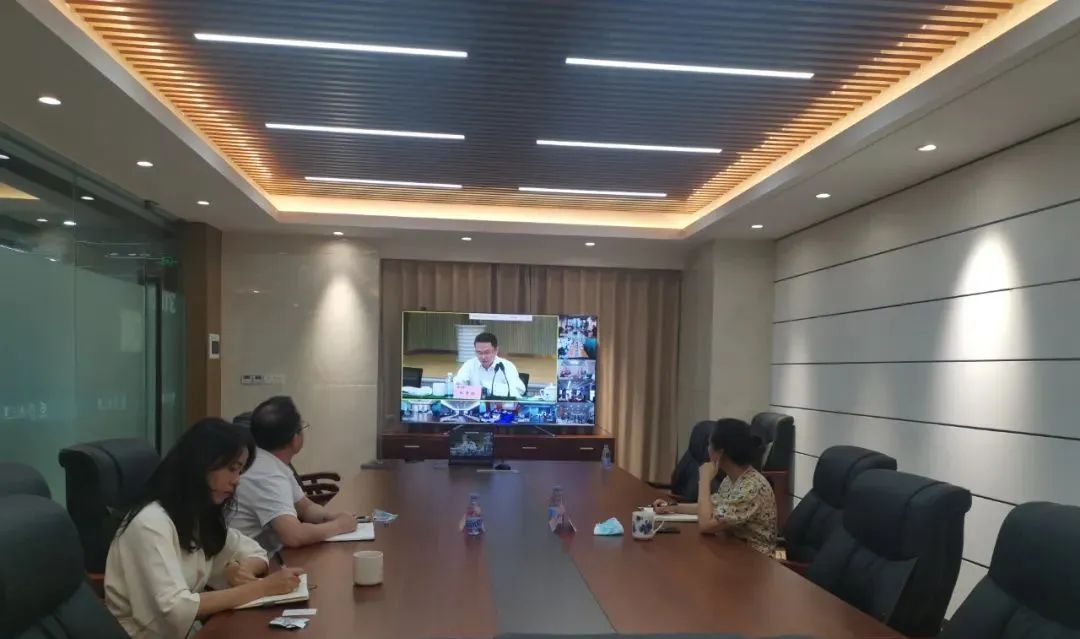 皇家国际集团召开“拼项目 稳增添 奋力冲刺整年目的使命”事情发动安排会 - 皇家国际