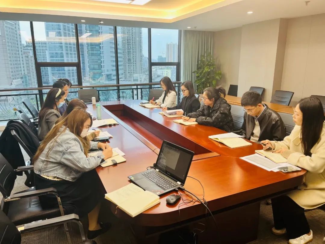 集团召开执法风控事情营业交流会 - 皇家国际