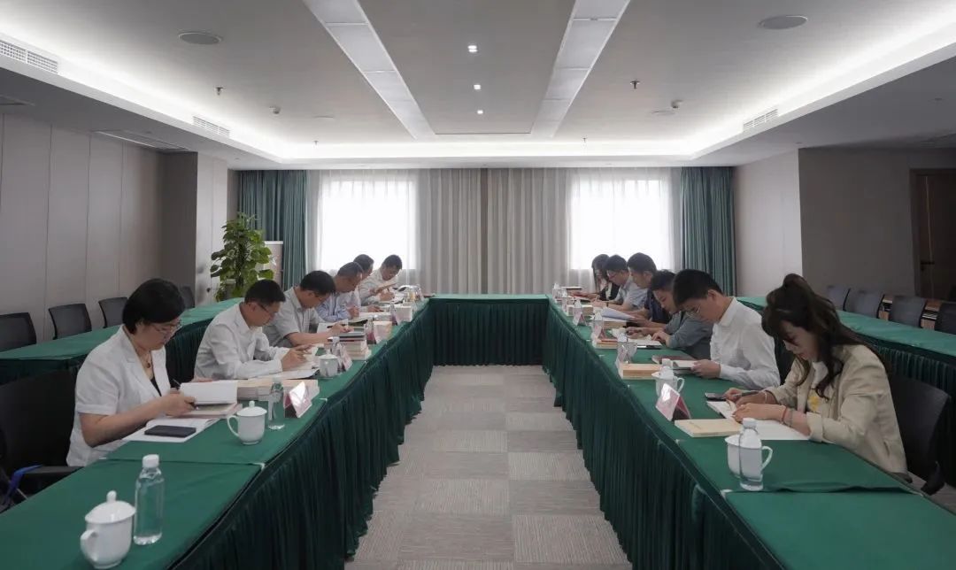 省皇家国际集团党委学习贯彻习近平新时代中国特色社会主义头脑主题教育念书班开班 - 皇家国际