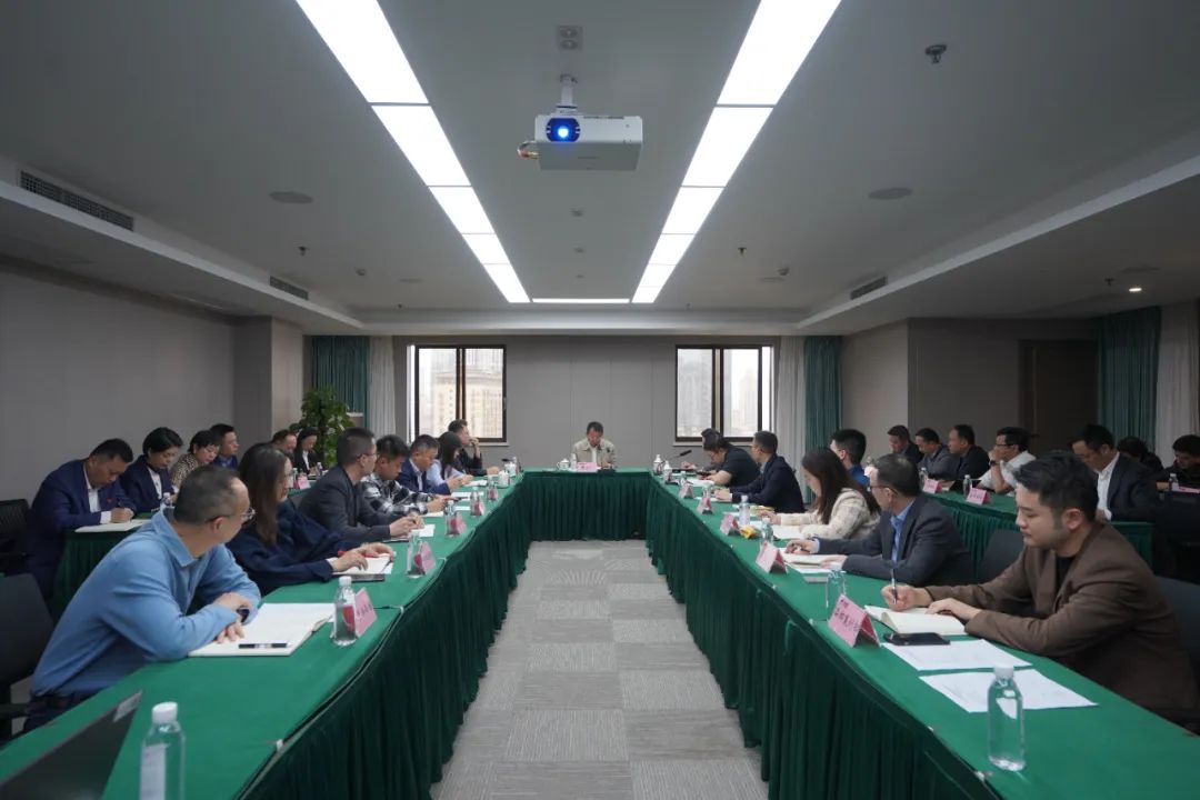 皇家国际集团召开”五一”节前清静生产事情专题安排会 - 皇家国际