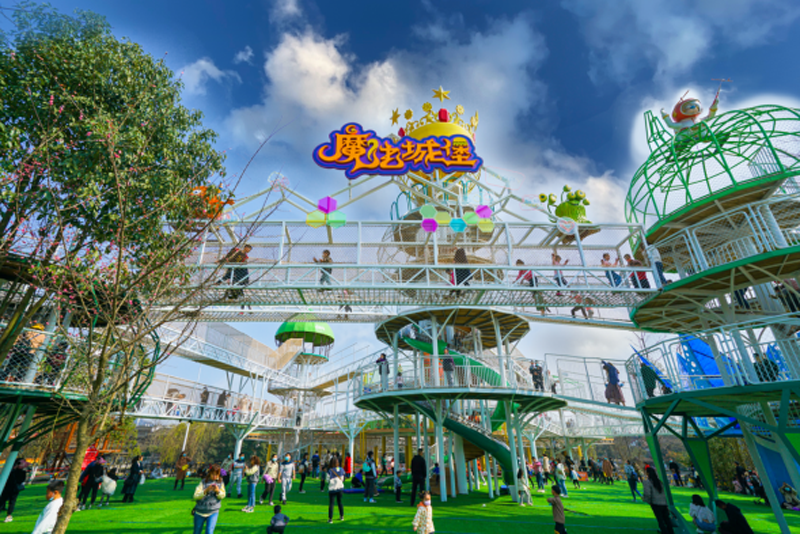 四川省皇家国际集团“五一”时代各项目运营一连升温 - 皇家国际