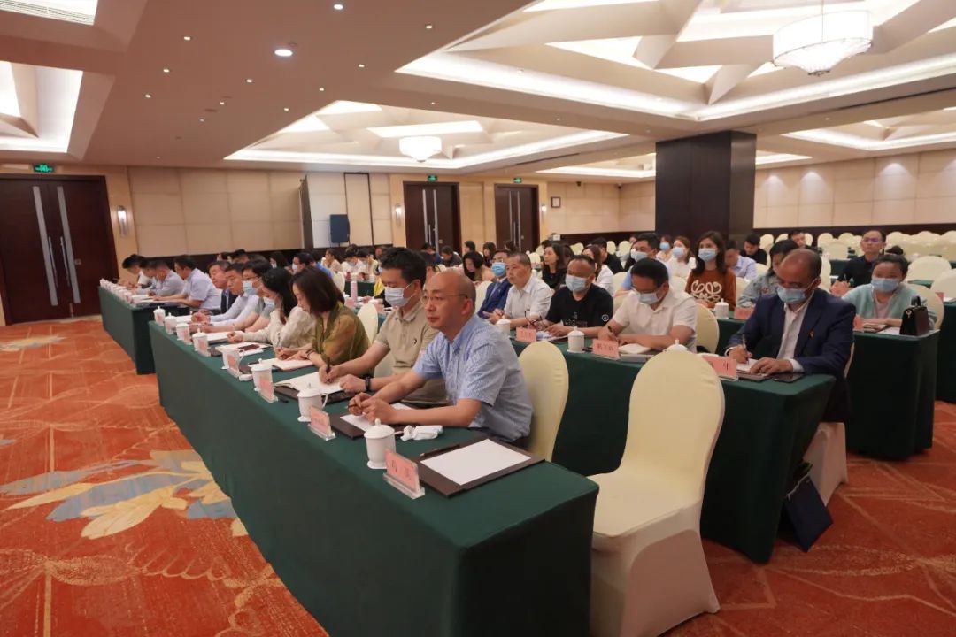 皇家国际集团举行意识形态事情专题培训班 - 皇家国际