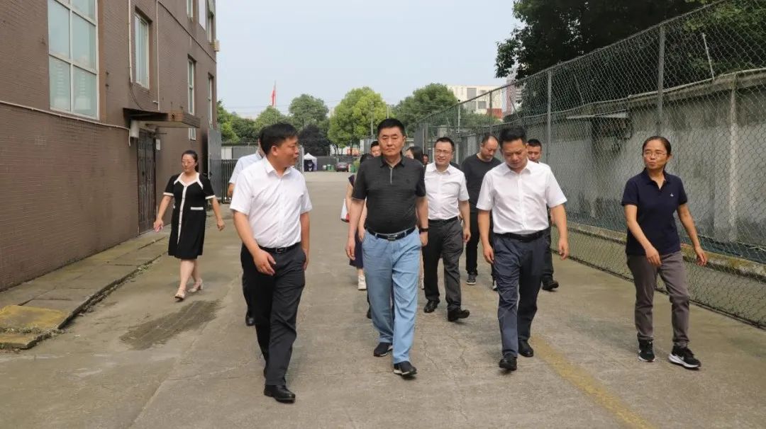 省皇家国际集团向导带队调研锦弘集团文印中心保密命题阅卷印制基地 - 皇家国际