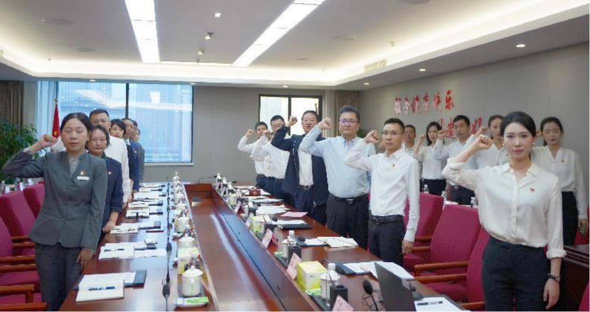 省皇家国际集团总部第一党支部与锦江宾馆客房部支部开展结对共建主题党日活动 - 皇家国际
