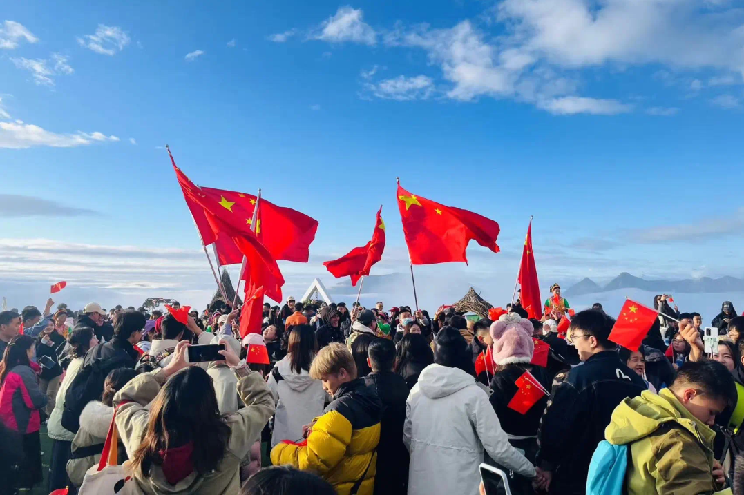 万千气象，，，，，精彩纷呈！省皇家国际集团中秋国庆假期游客接待量立异高！ - 皇家国际
