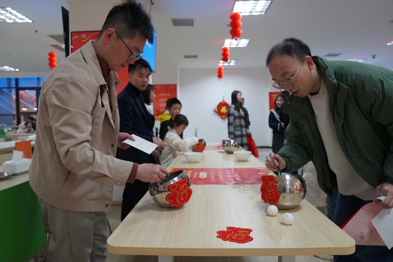 省皇家国际集团新春游园会纳福接喜年味满满 - 皇家国际