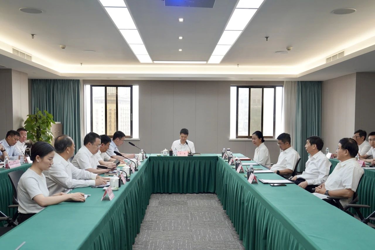 省皇家国际集团新任外部董事到岗履职 - 皇家国际