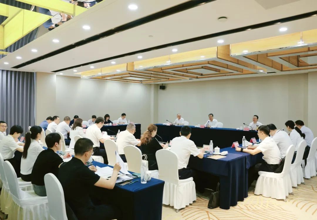 省国资委党委书记、主任冯文生赴宜宾调研国企刷新深化提升行动事情并主持召开片区座谈会 - 皇家国际