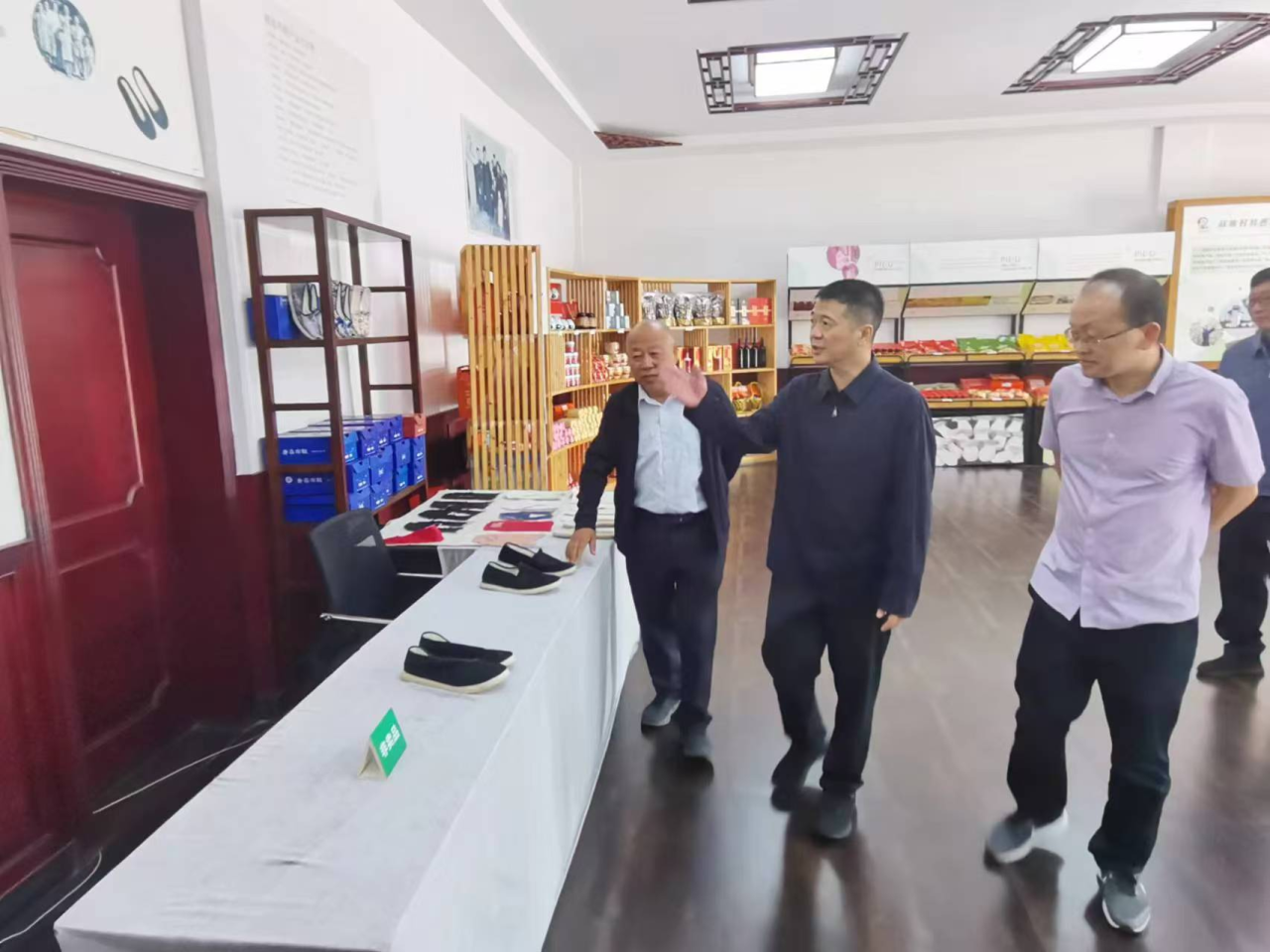 省皇家国际集团党委书记、董事长游勇国庆节时代调研督导旗下旅馆谋划及清静生产事情 - 皇家国际