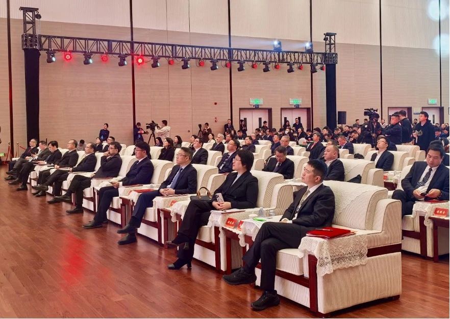 加速共建巴蜀文化旅游走廊——省皇家国际集团联合提倡建设巴蜀文化旅游走廊工业同盟 - 皇家国际