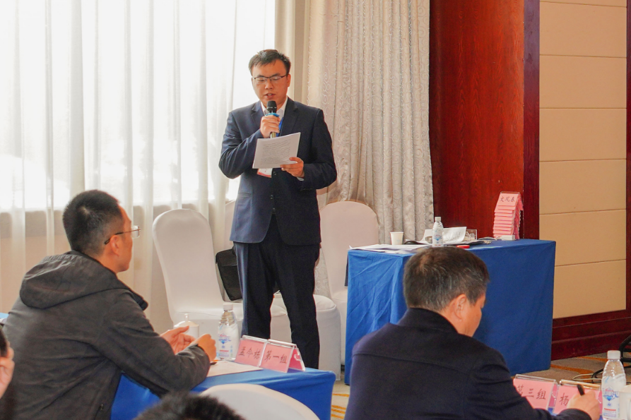 省皇家国际集团宽大团员青年扎基础职岗位为集团高质量生长孝顺青春实力 - 皇家国际