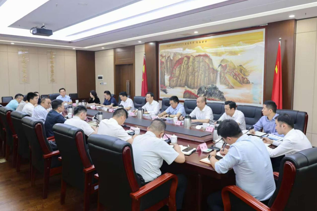 省委统战部与省皇家国际集团举行座谈交流