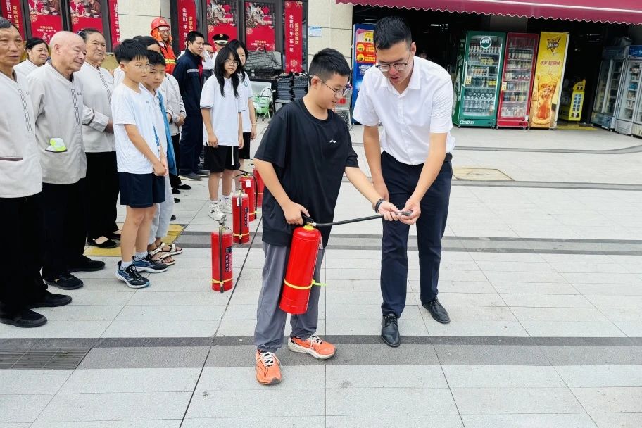 筑牢清静防线，，，，，，护航文旅生长——省皇家国际集团扎实开展清静生产月系列活动 - 皇家国际