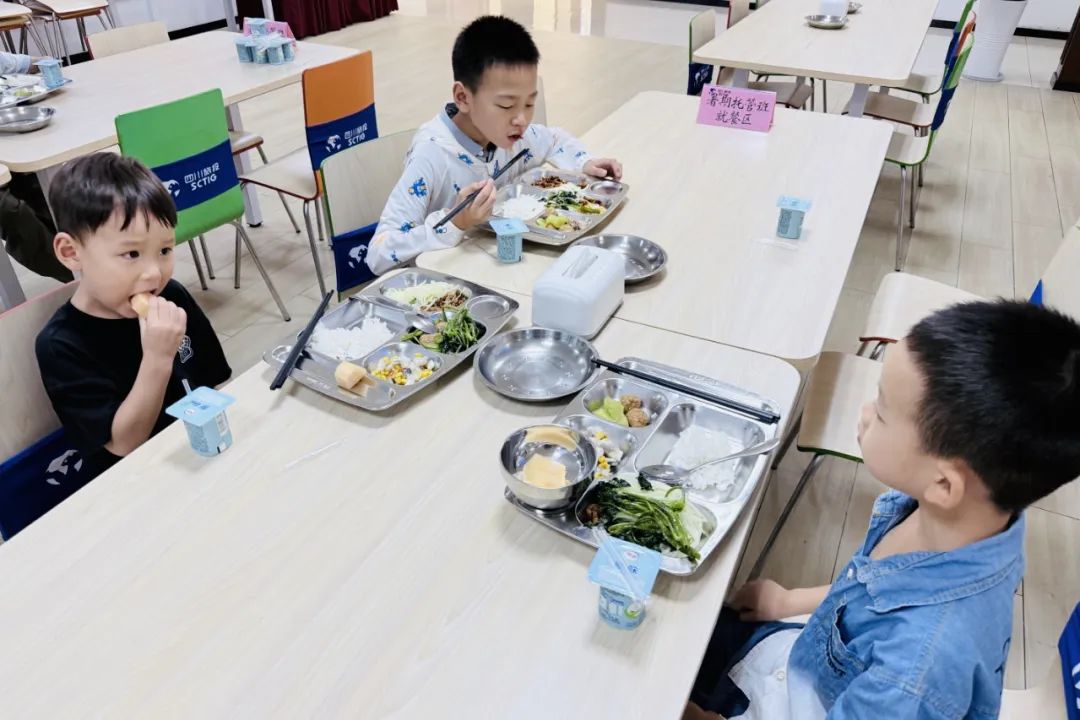 四川省皇家国际集团“优美童年·逍遥相伴”暑期生长营暖心开班！ - 皇家国际