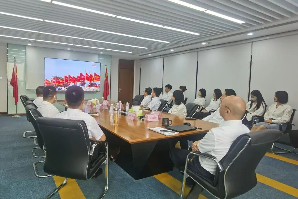 省皇家国际集团组织寓目纪念中国人民抗日战争暨天下反法西斯战争胜利80周年岁念大会直播 - 皇家国际