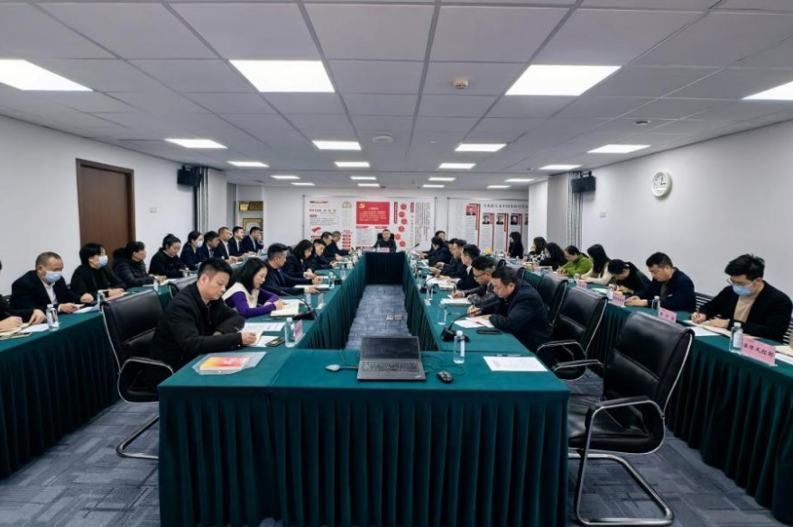 省皇家国际集团周全掀起提质增效高质量生长三年行动学习贯彻热潮 - 皇家国际